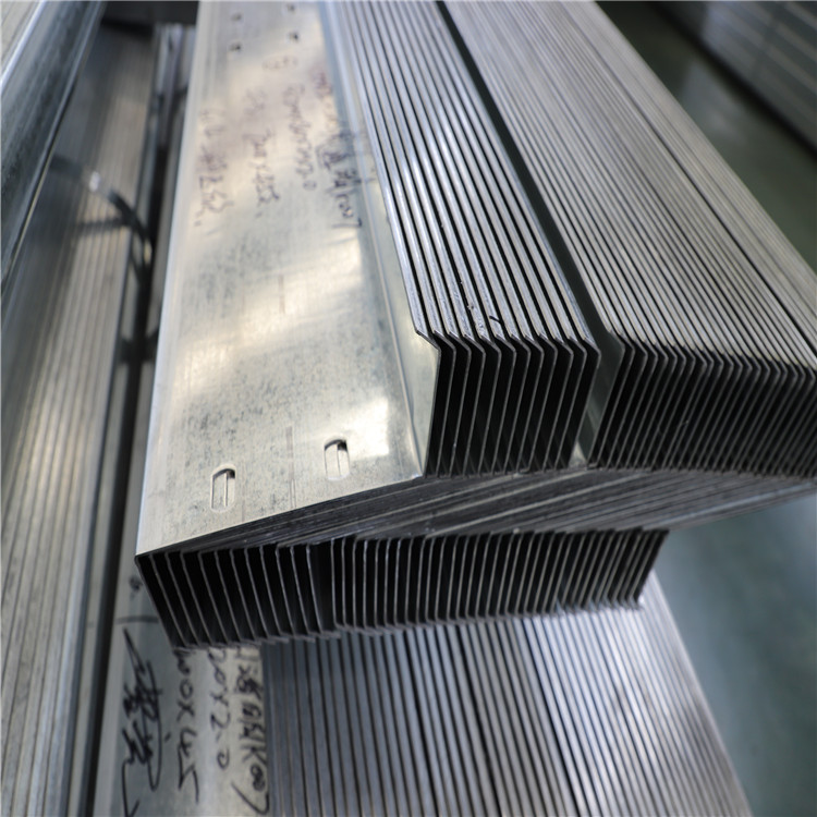 Z-shaped steel for photovoltaic structure